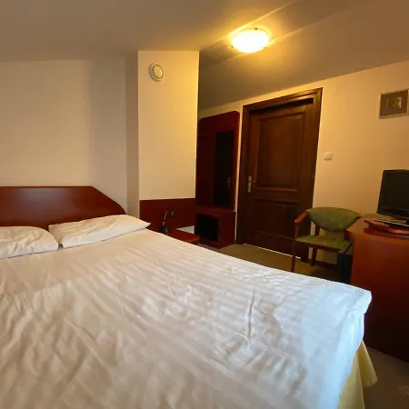 Grant Hotel